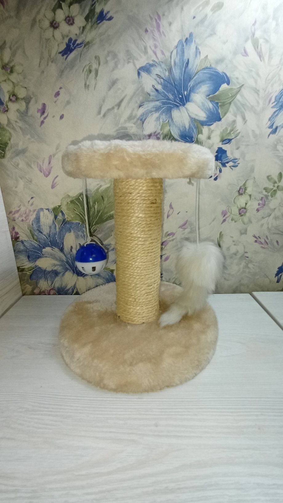 Когтеточка для маленьких котят.