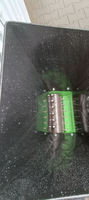 Tocator ai zdrobitor de fructe electric