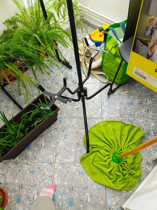 Suport vertical flori fier