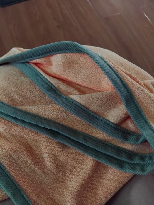 Prosop yoga portocaliu