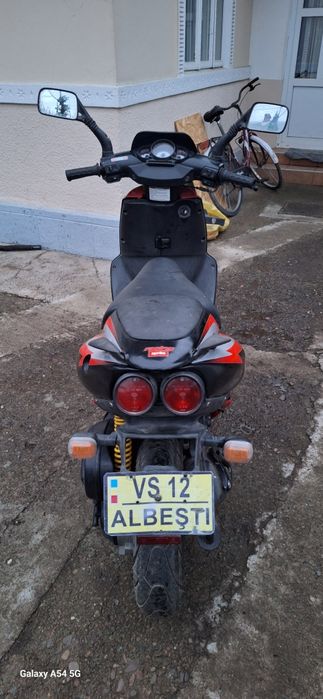 Vand scuter Aprilia SR