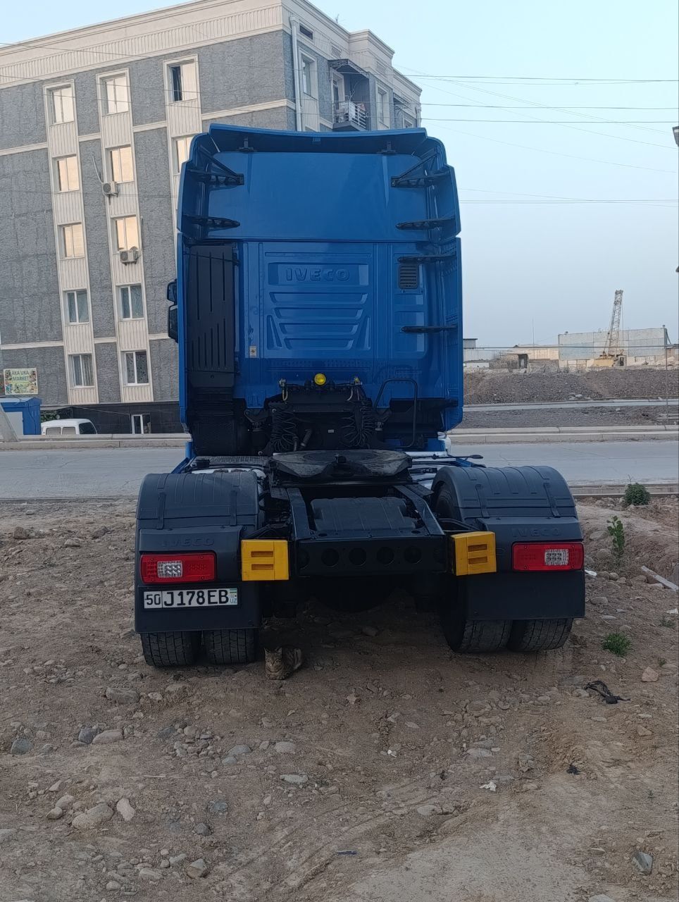 IVECO Stralis 460 EURO 6
 Йили: 2017.12 Стандарт