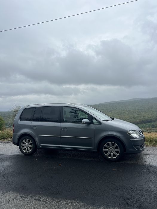 Vw Touran, 1.9 TDI 105 cp un singur ax cu came