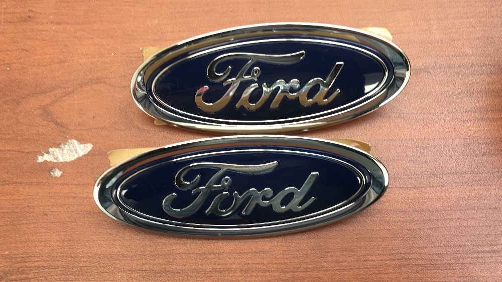 Monograma emblem sigla Ford bara capota Haion Ford focus fiesta Mondeo