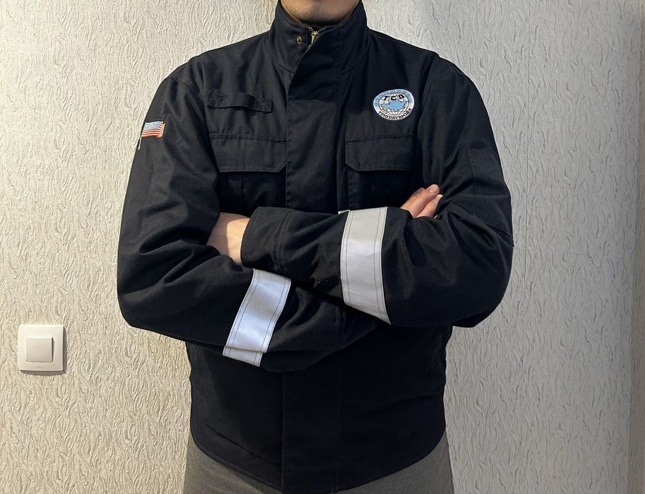 Продам демисезонную огнестойкую куртку Borkit Safety