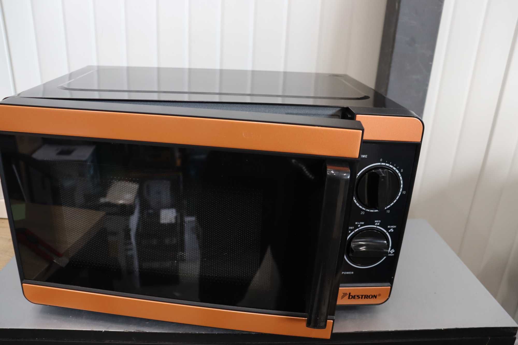 Микровълнова фурна Bestron Copper, 700W, 20л, 6 функции, таймер