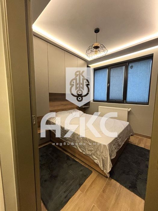 Двустаен ЛУКСОЗНО обзаведен апартамент  в кв. Студентски град