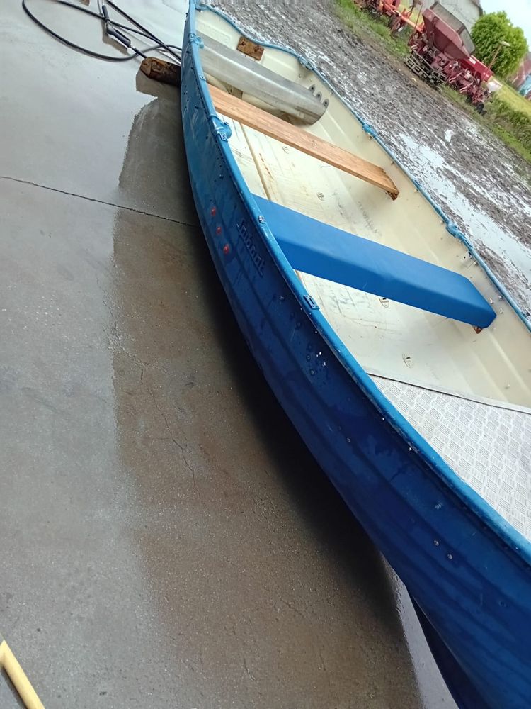 Barca de pescuit aluminium Spiboot 4.6m