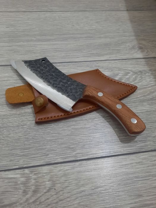 Новый топорик в чехле