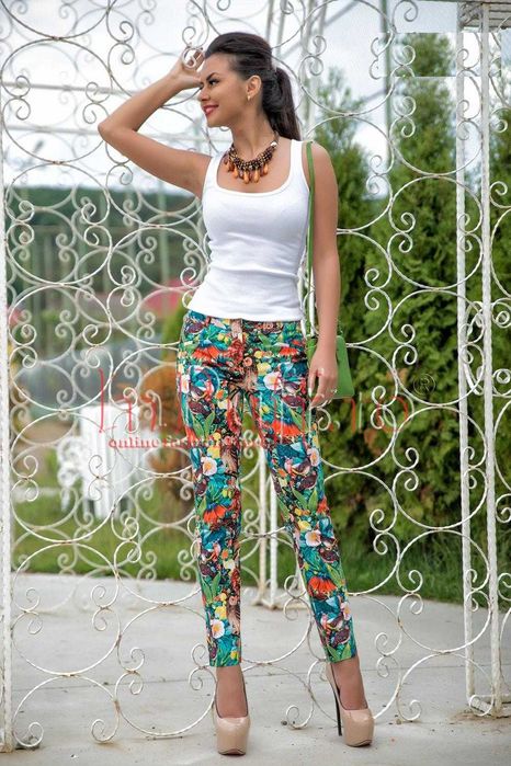 Pantaloni viu colorati inpuff