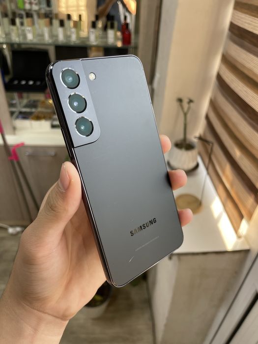 Samsung  S22  5G