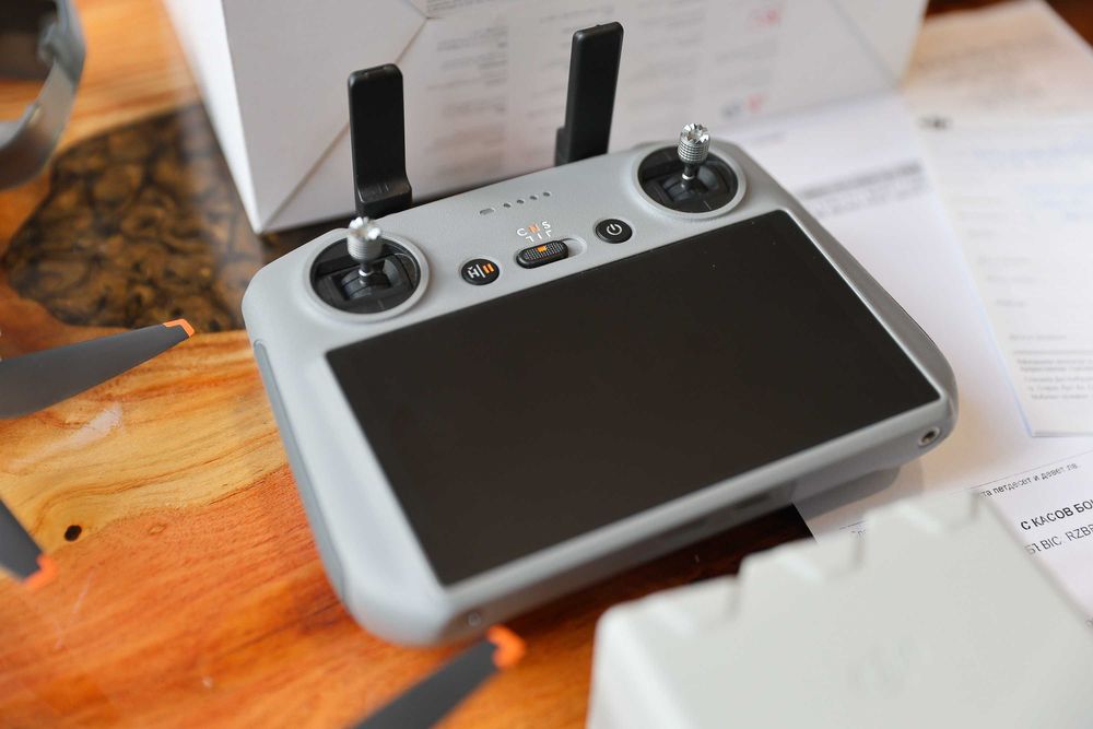 Дрон DJI Mini 4 Pro Fly More Combo