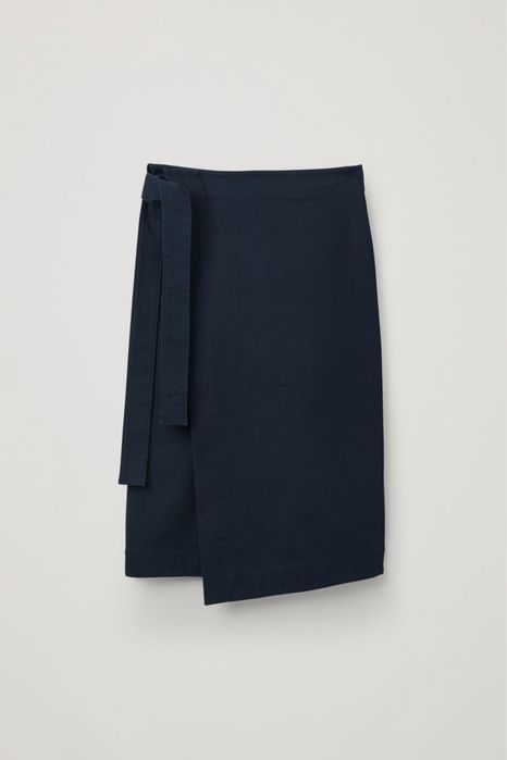 COS Пола с асиметрично прехвърляне