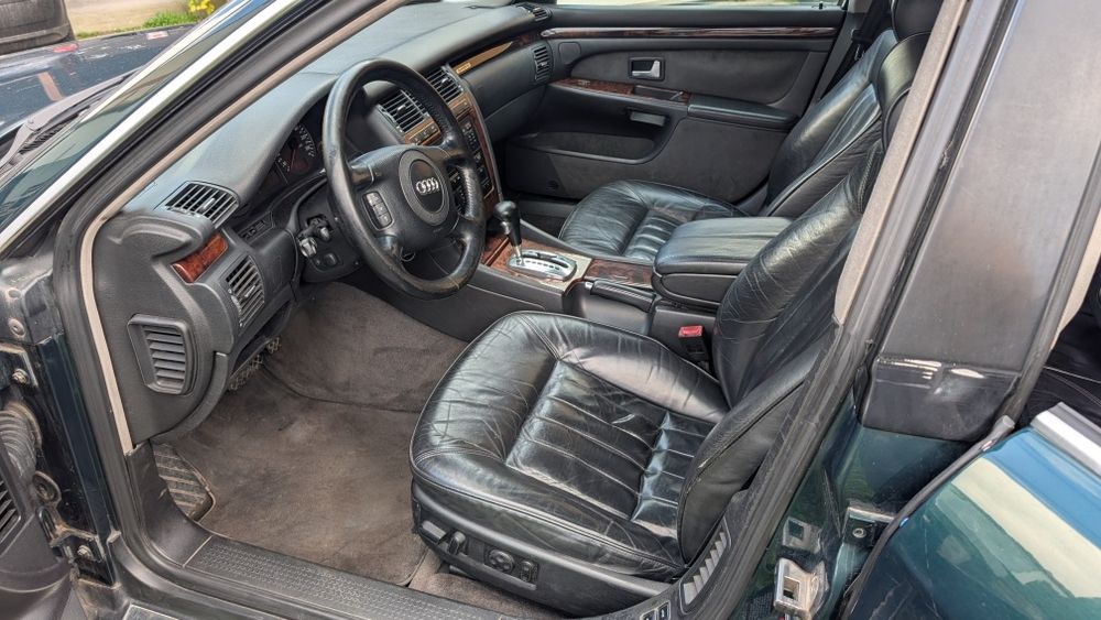 Audi A8 2.5 V6 TDI quattro 1999