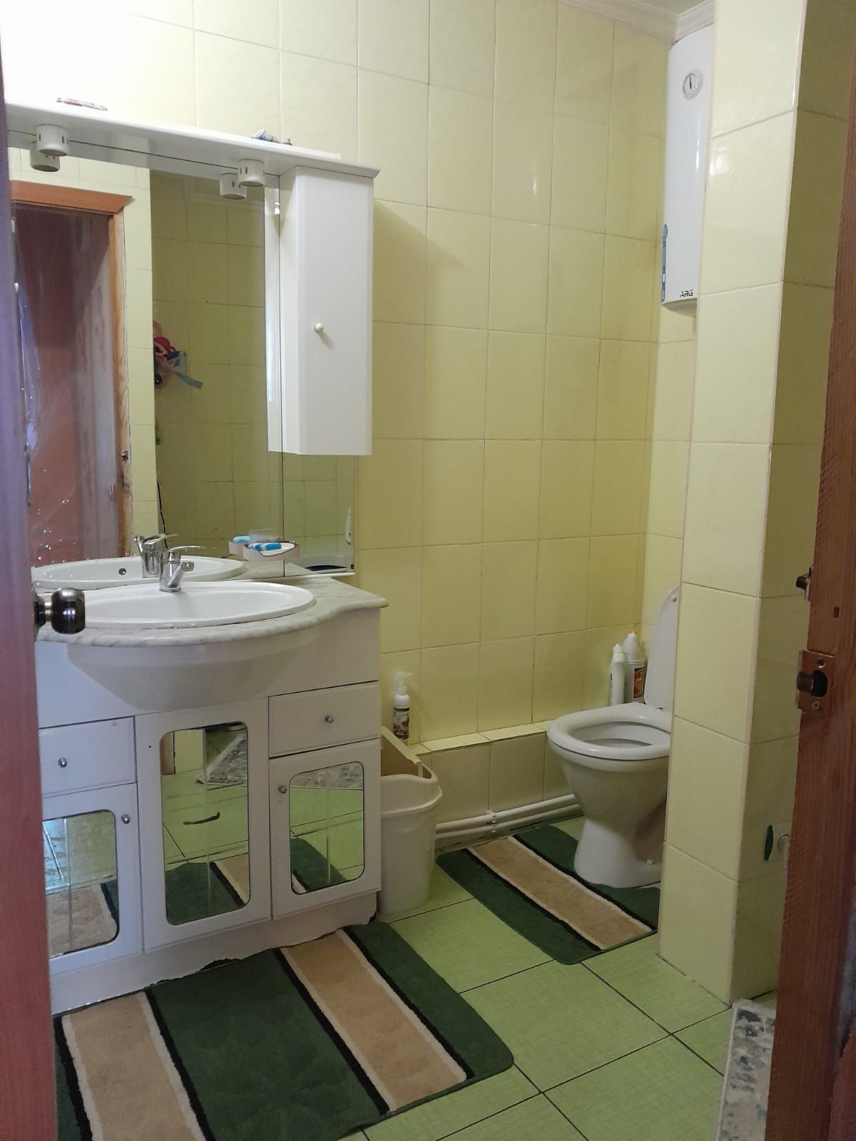 Продам кв 3х комн в самом центре