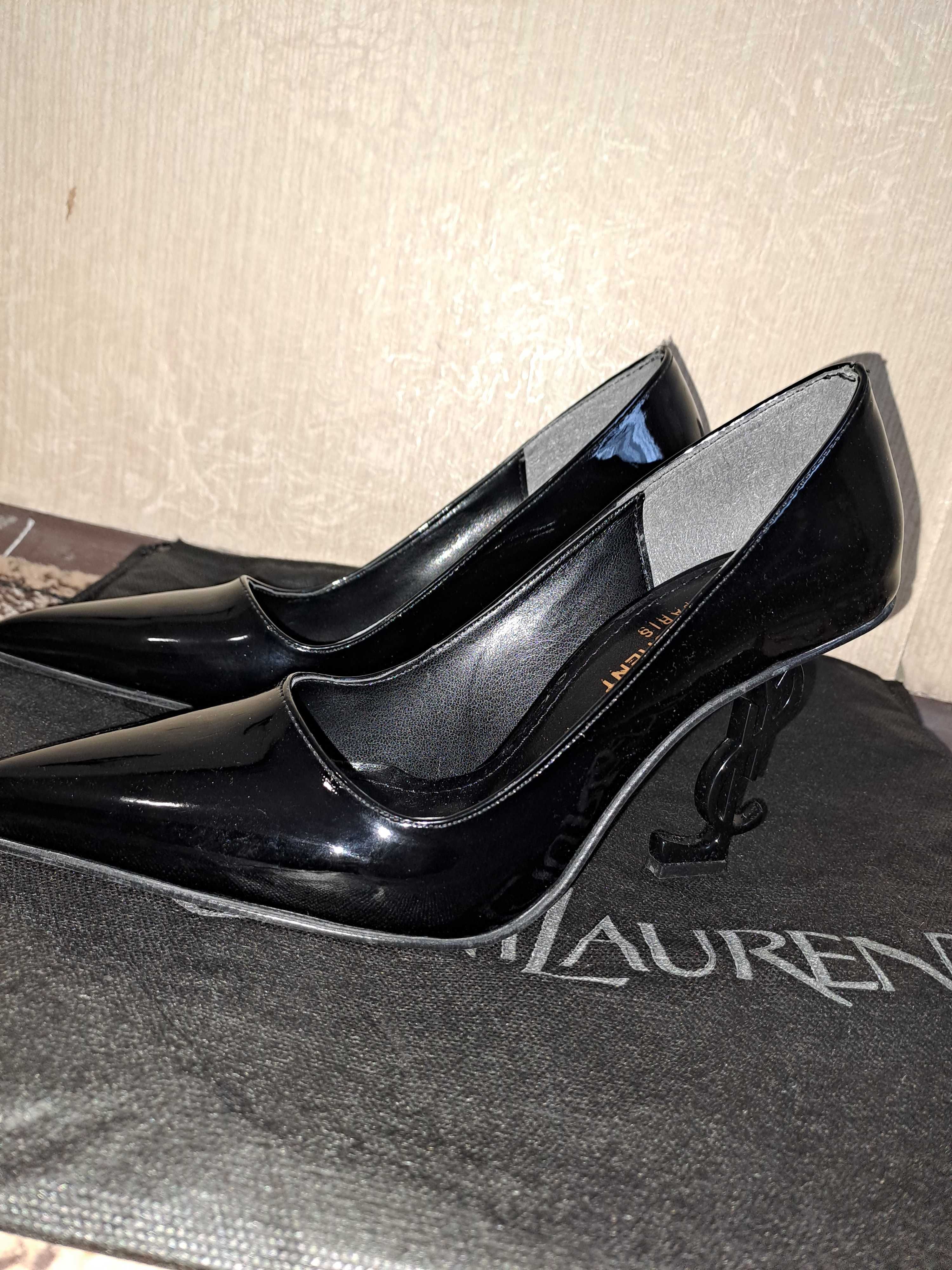 YSL обувки на ток