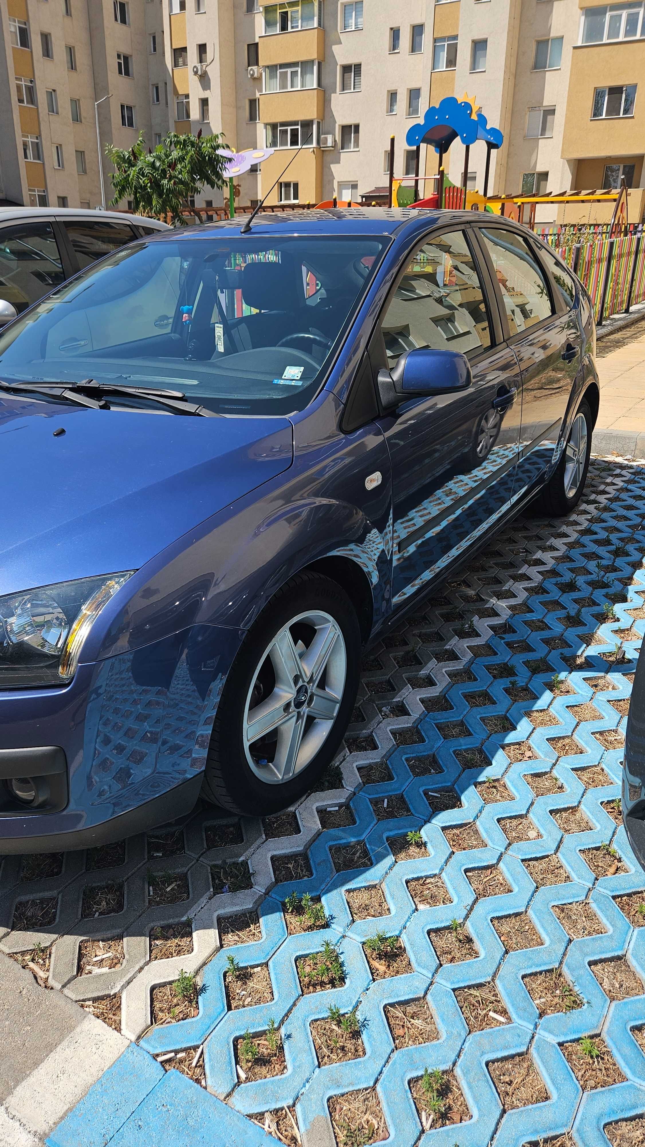 Продавам Форд Фокус 2006 1.6 дизел 109коня hdi
