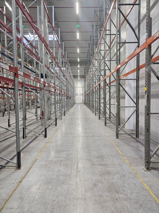 Rafturi metalice industriale pentru depozite