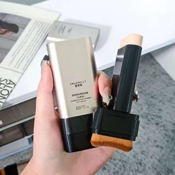 2 tasi 1 tada Tonal krem + chutkasi