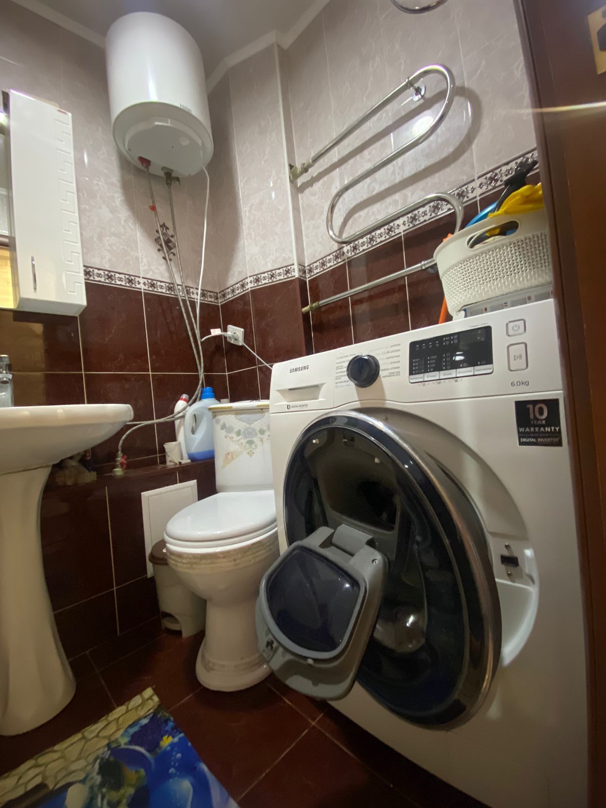Продается 2х комнатную квартиру.