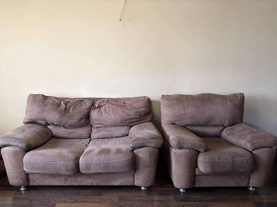 Диван ,тройка двойка и фотьойл