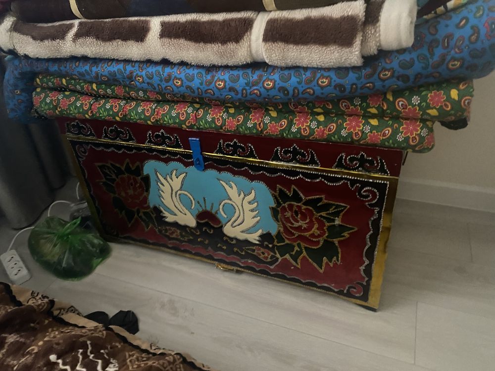 Сундуки для одежды и вещей
