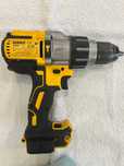 Masina de găurit DeWalt DCD996