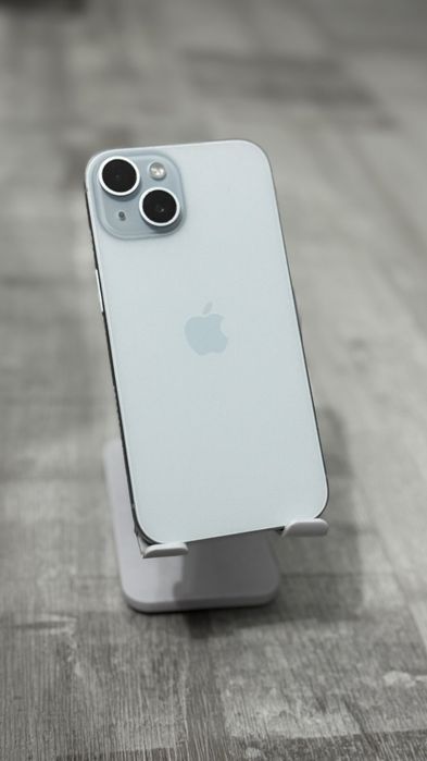 IPhone 15 128 GB 4 Huse cadou