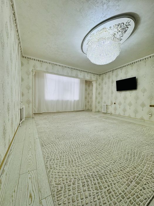 Сдается везде теплый пол на Юнус Абаде 2х комнатная с евро ремонтом