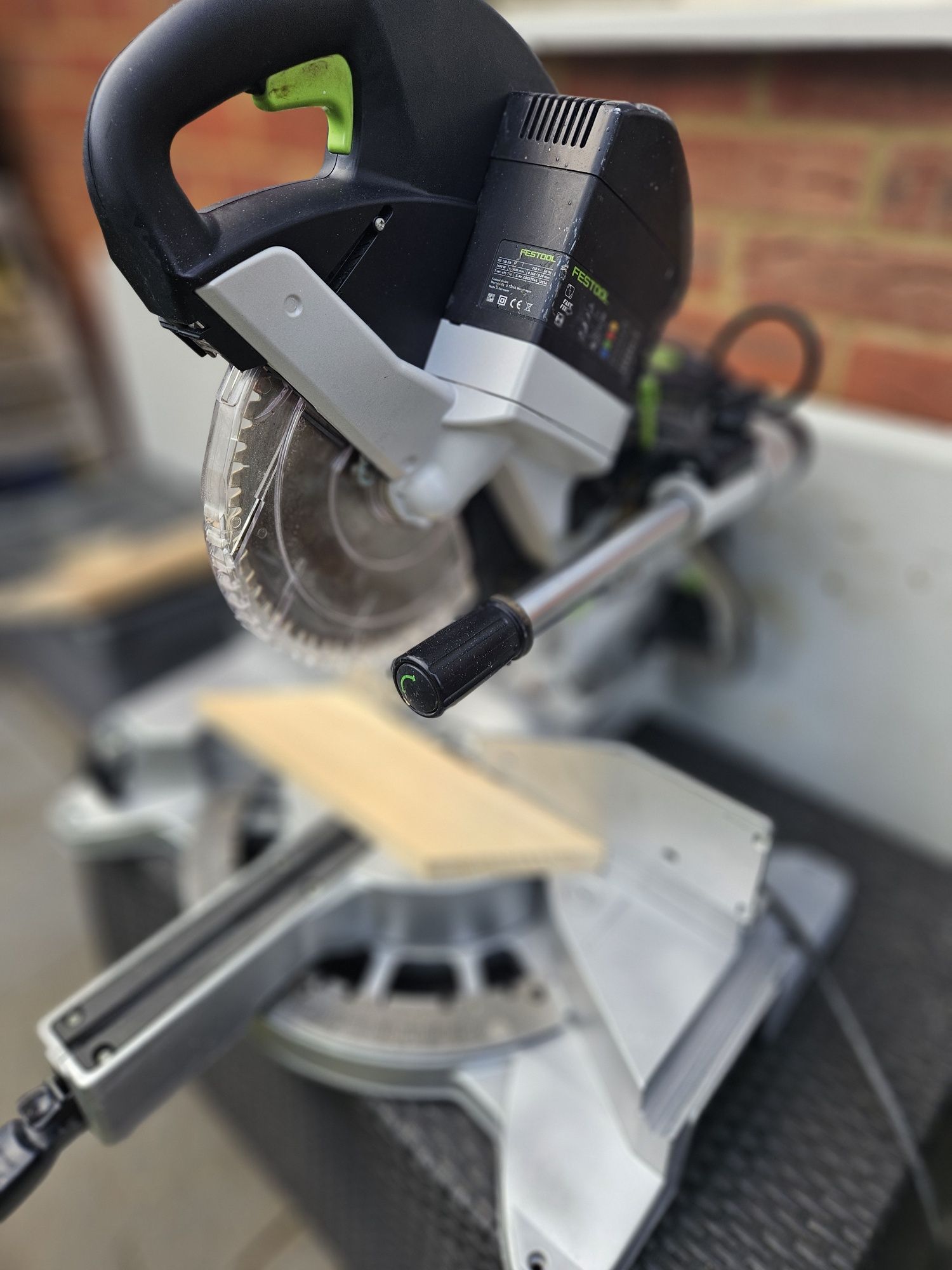 Circular unghiular Festool