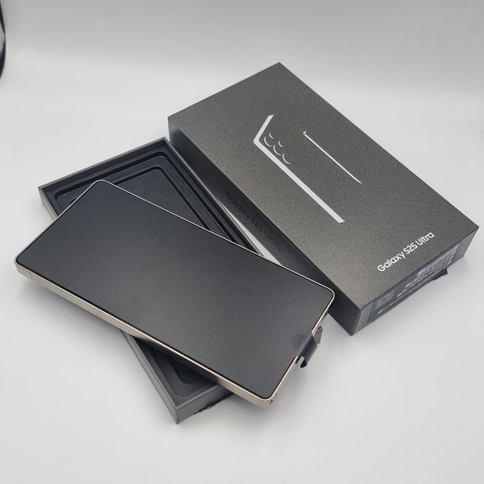 Amanet F28: Telefon Samsung Galaxy S25 Ultra 512GB nou