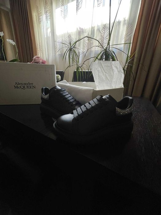 Alexander Mcqueen 40