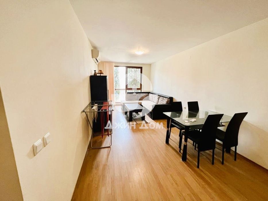 Продава се Двустаен апартамент в Свети Влас - 77 кв.м за 858 €/кв.м - Снимка #2