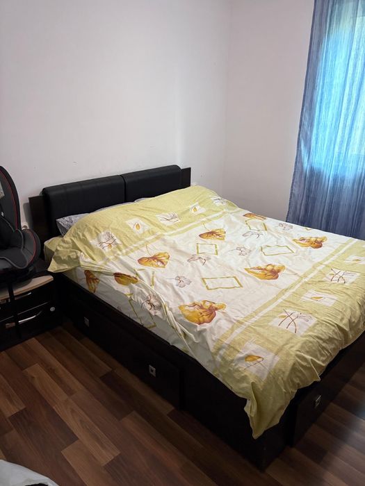 De Vanzare apartament 3 camere Hunedoara M6