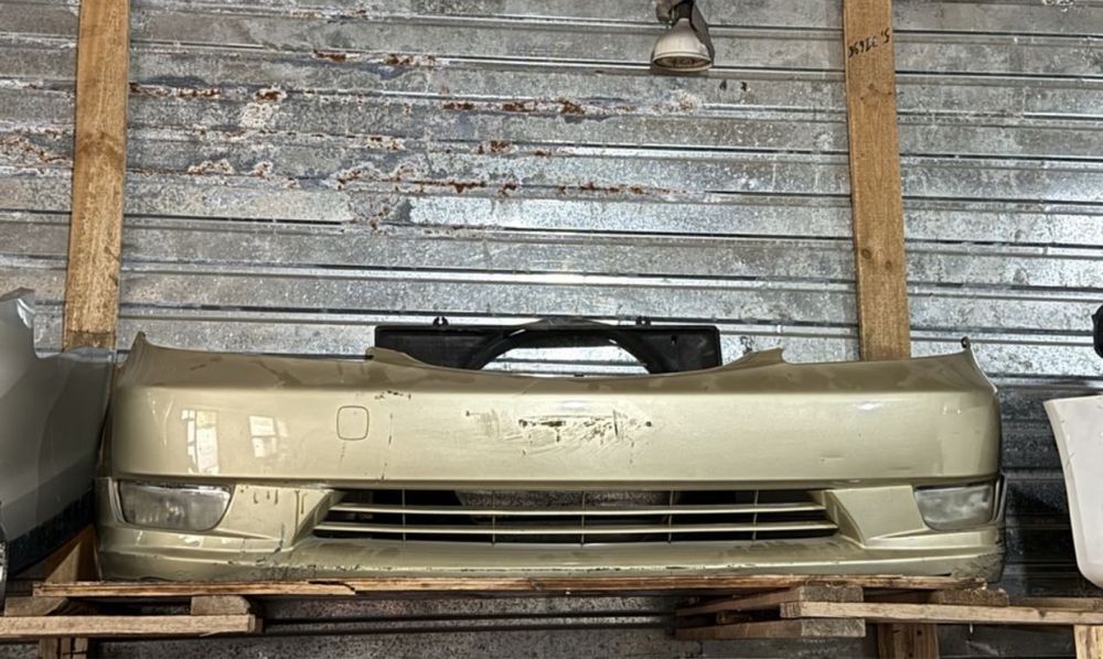 Тоета Камри 35 передний бампер