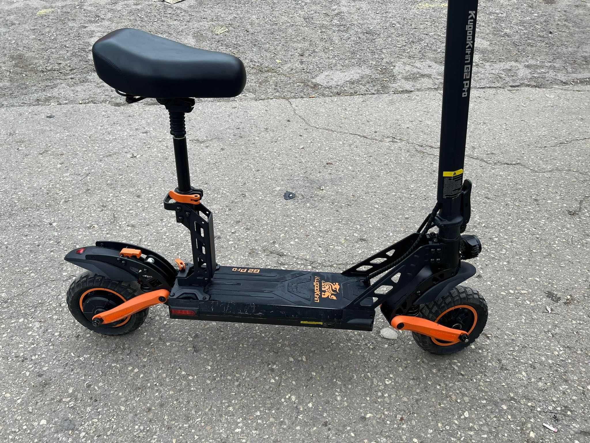 Електриеска тротинетка/скутер със седалка KUGOO KIRIN G2 Pro