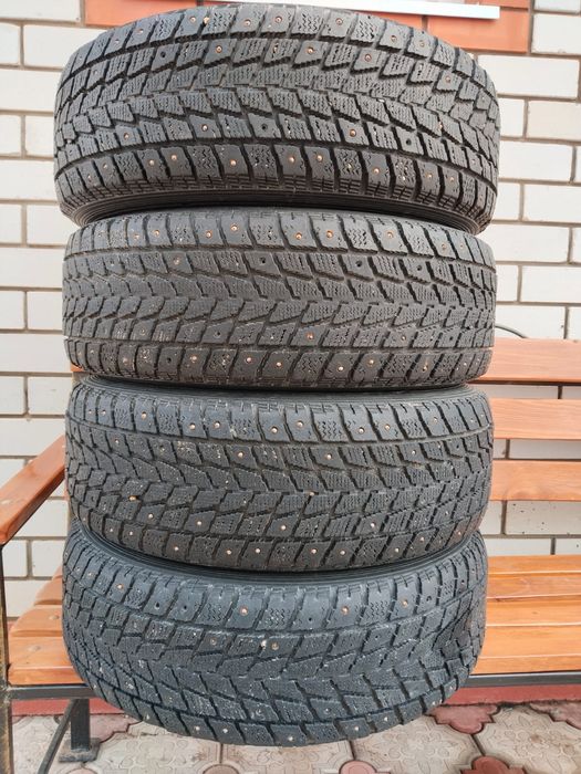 Продам шины зимние б/у