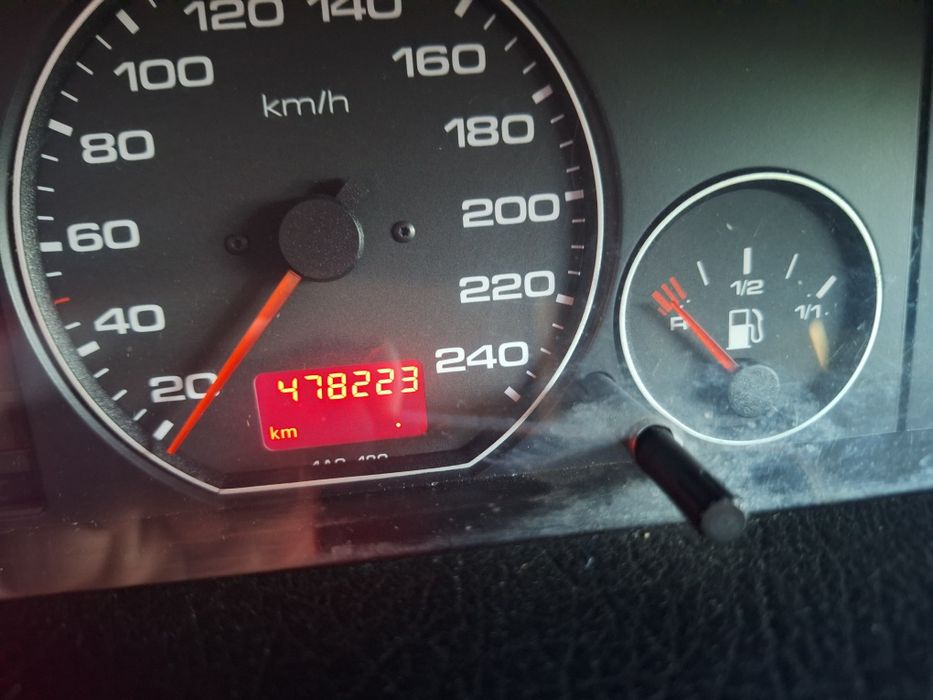 Audi 100 C4 115коня