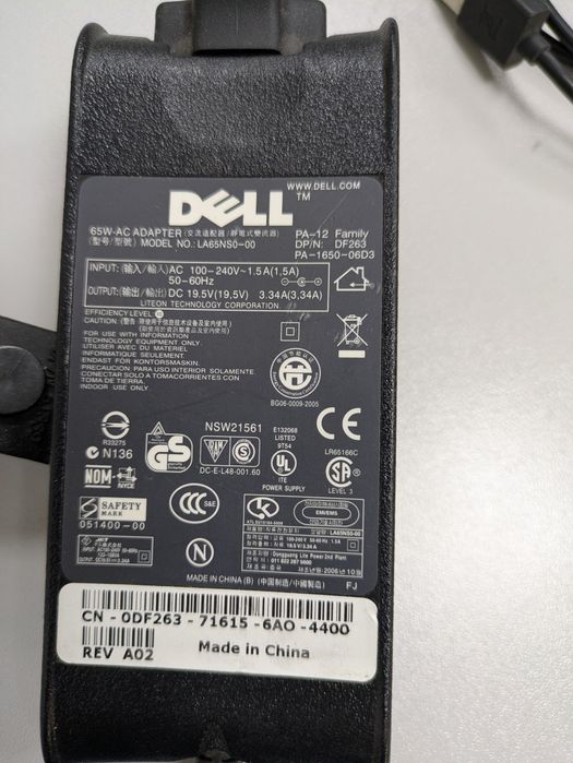 Блоки питания зарядное на ноутбук  Dell