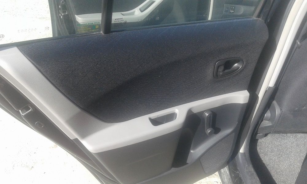 Toyota Yaris 2006-2011 за части