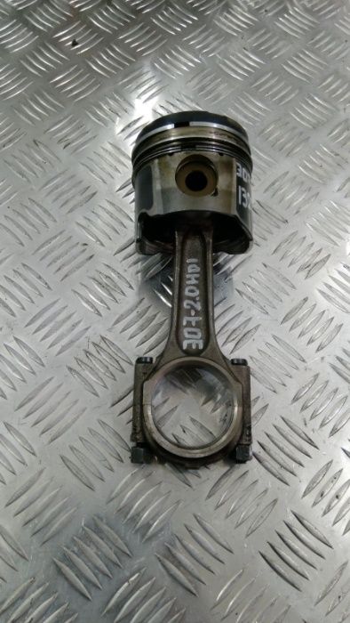 Бутало Peugeot 307,2.0HDI,2002г.