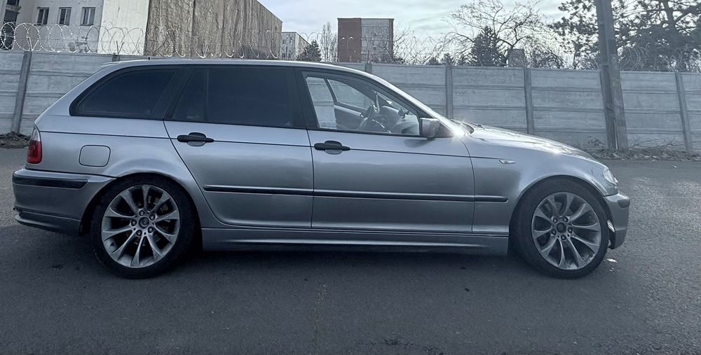 Vând BMW E46 1900€ negociabil