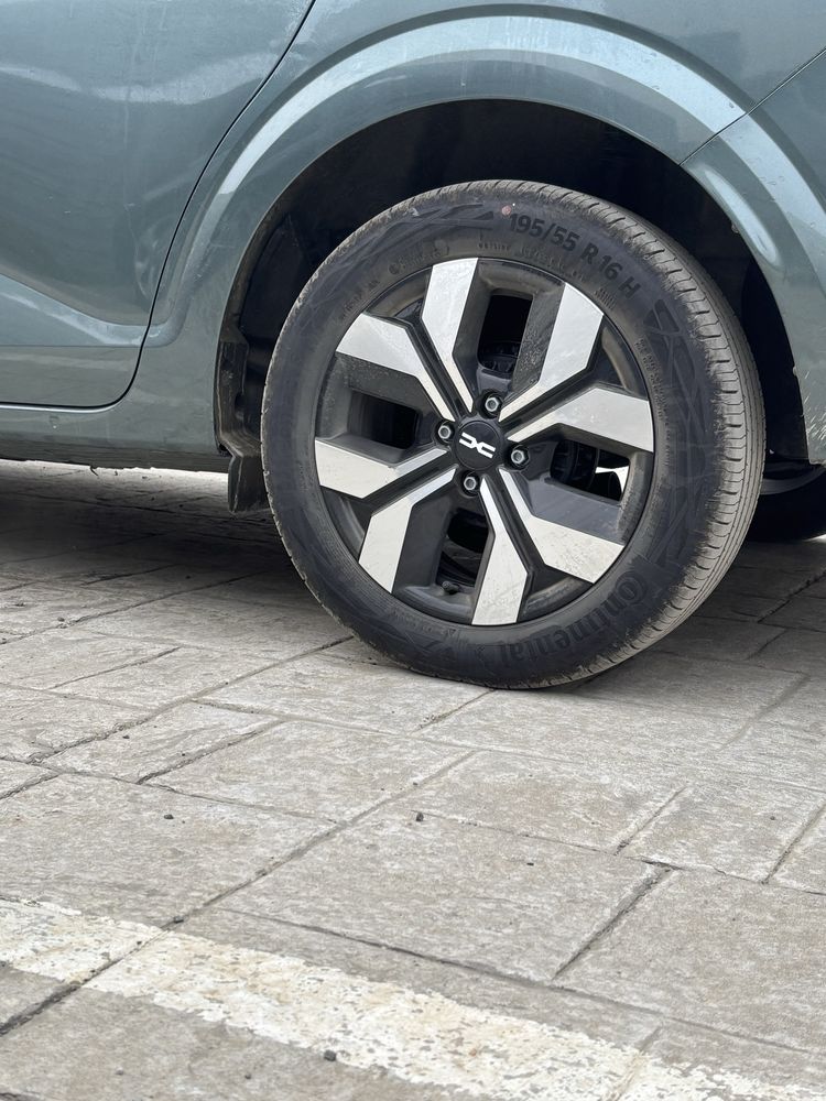 Vand cauciucuri noi  vara Continental  195/55 R 16