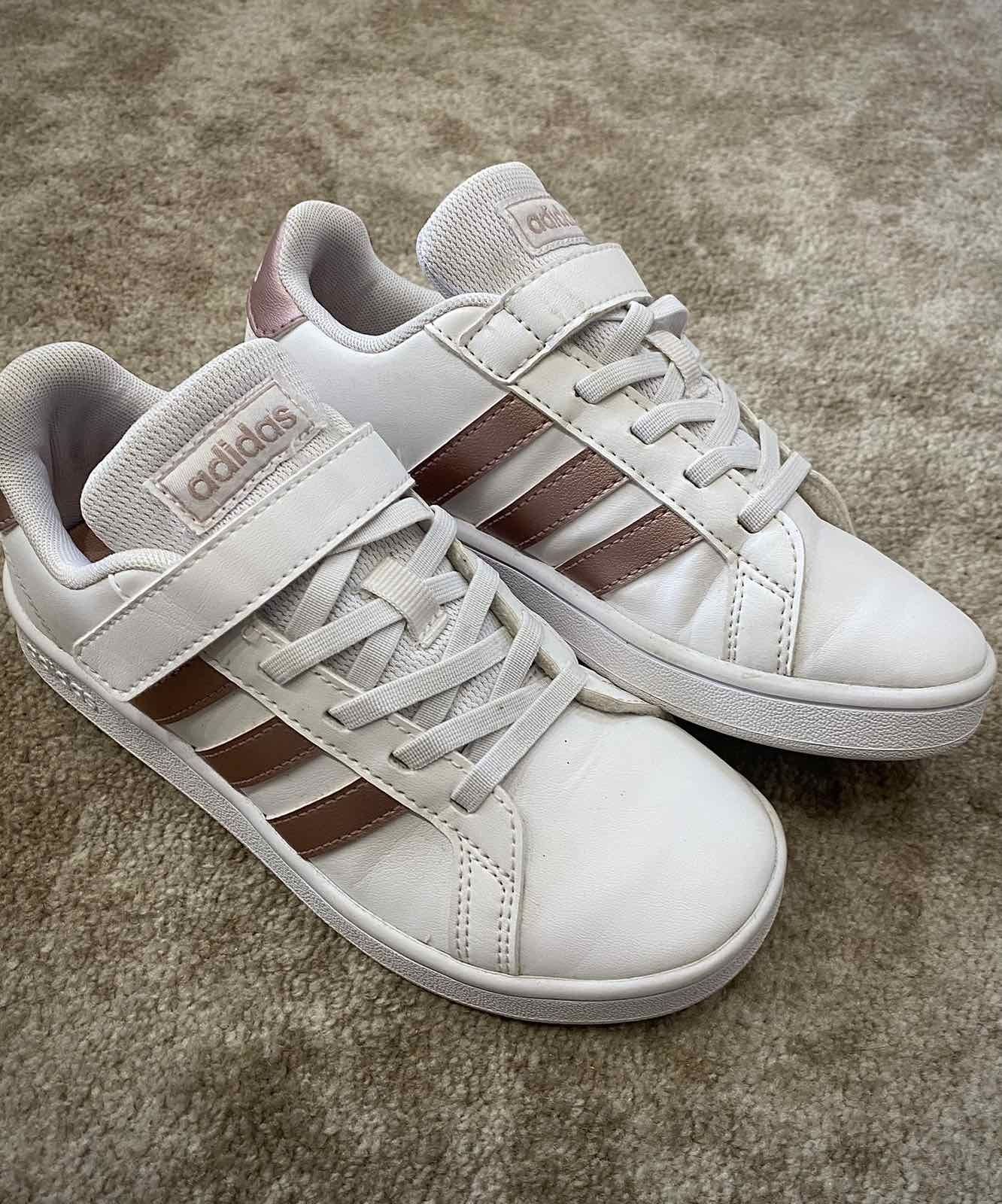 Маратонки adidas (момиче) 33 номер