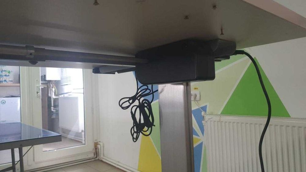 Birou reglabil electric