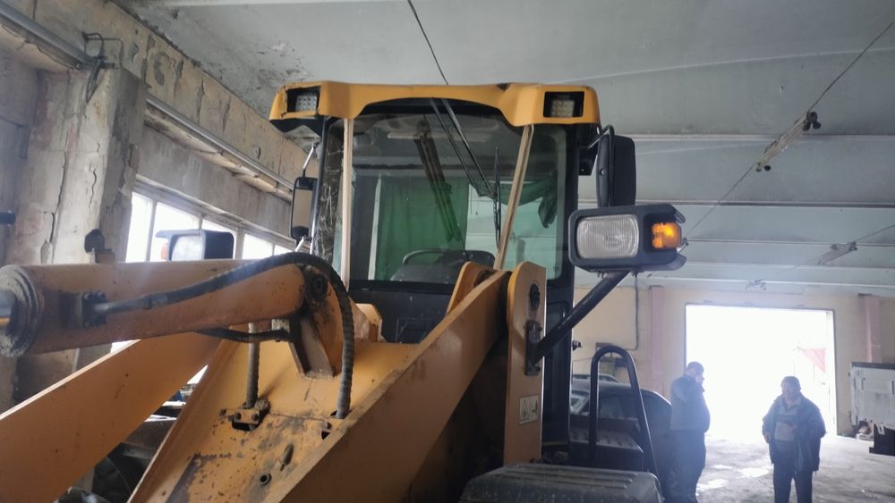 Изготовление стекол на технику, погрузчик, экскаватор, Боб кат итд