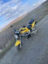 Motocicleta Suzuki SV 650 limitat A2