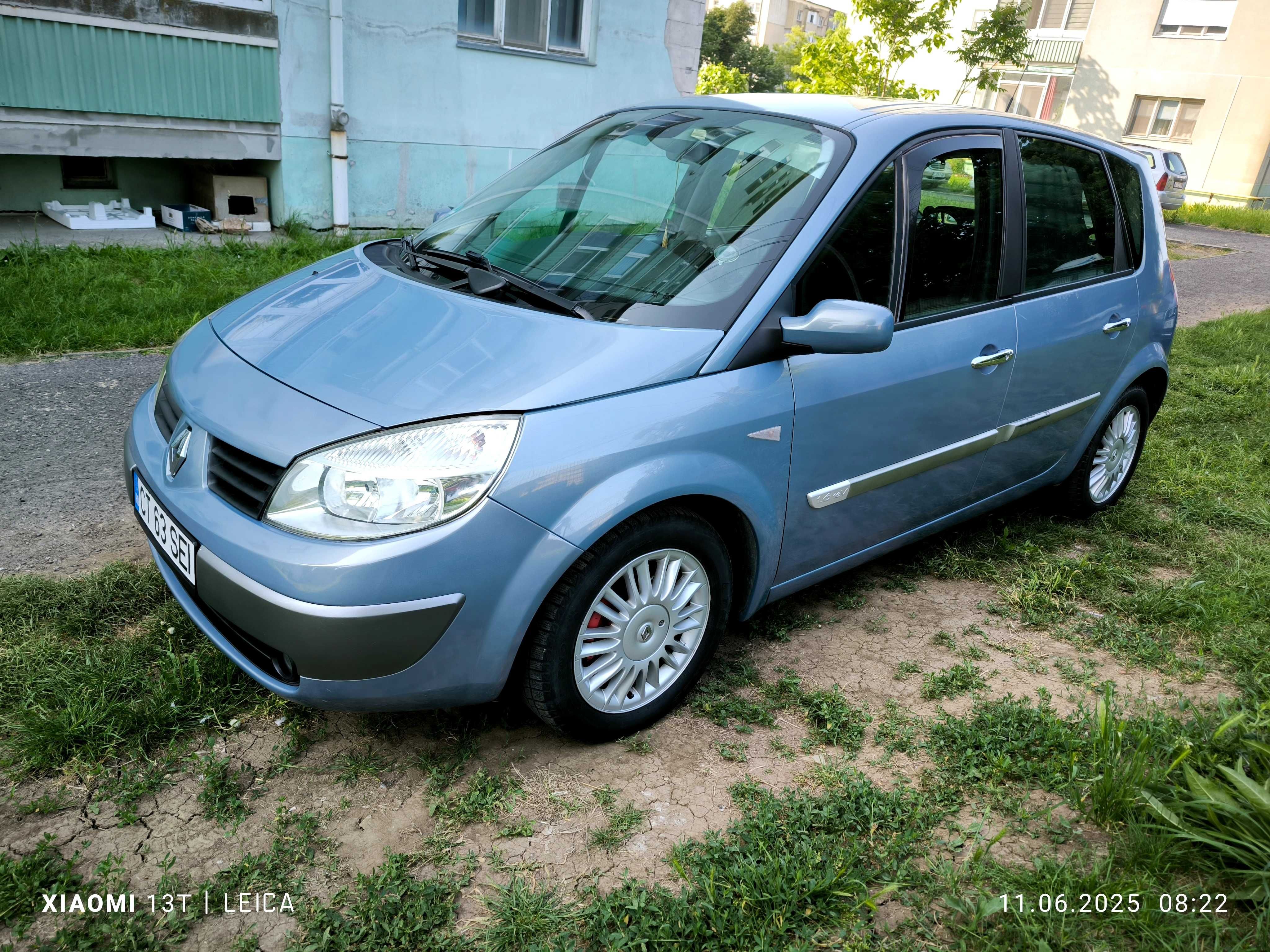 Vând Renault scenic
