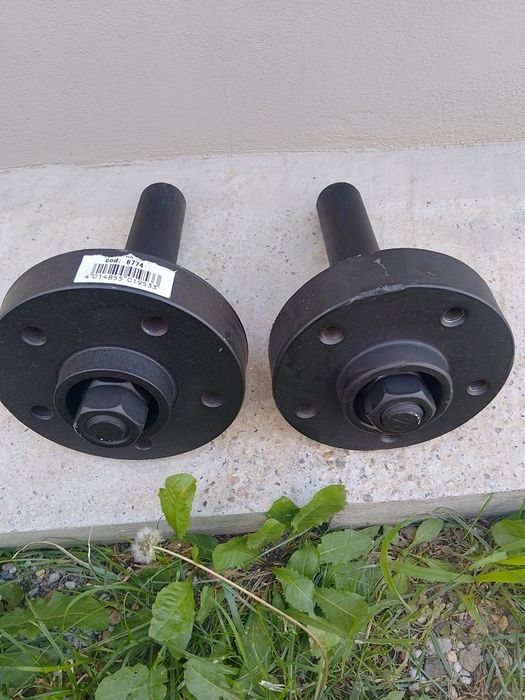 Butucii remorci carute