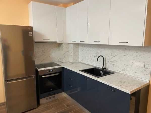 Продава се Тристаен апартамент в София, Дървеница - 117 кв.м за 1599 €/кв.м - Снимка #2